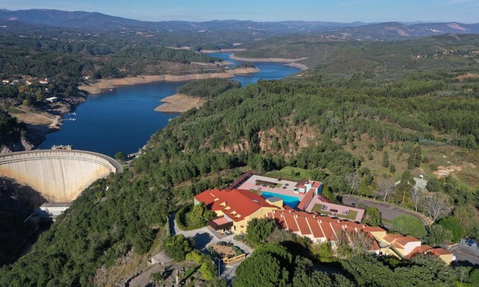 Pedrogao Pequeno Hotel | Hotel Da Montanha