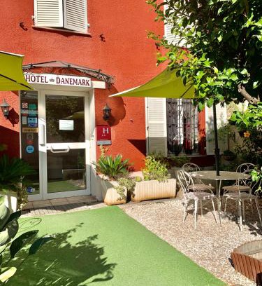 Les Baumettes Hotel | Hotel Danemark
