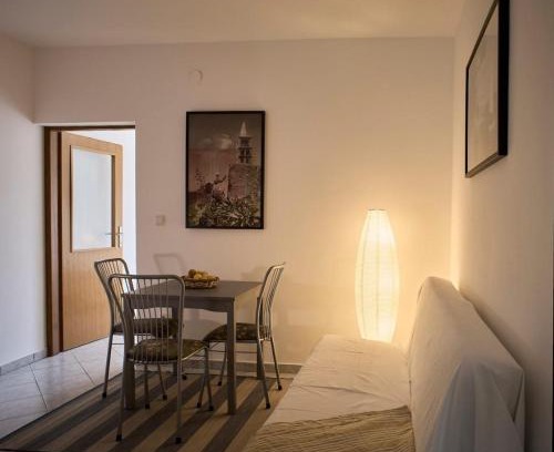 Simdega Hotel | Hotel Darbin Lounge