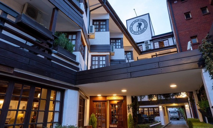 Lanin National Park Hotel | HOTEL DEL VIEJO ESQUIADOR