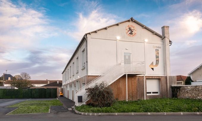 Surgeres Hotel | Hotel de la Gare