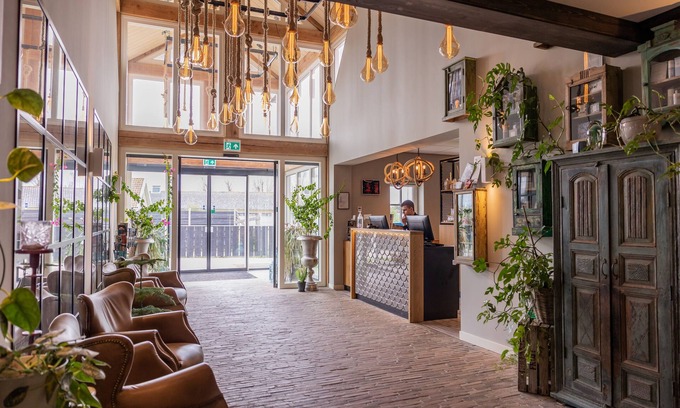 Lies Hotel | Hotel de Walvisvaarder