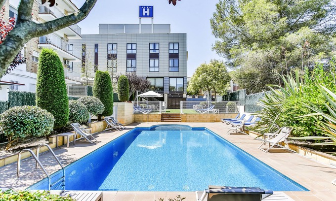 Sant Pere de Ribes Hotel | Hotel Desitges