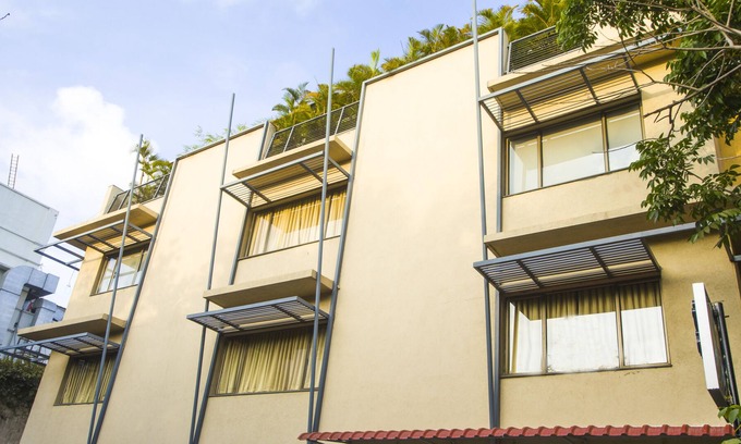 Velachery Hotel | Hotel Dhans