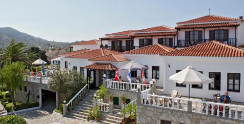 Skopelos Hotel | Hotel Dionyssos