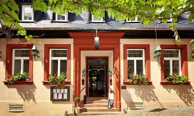 Bernkastel Hotel | Hotel Doctor Weinstube