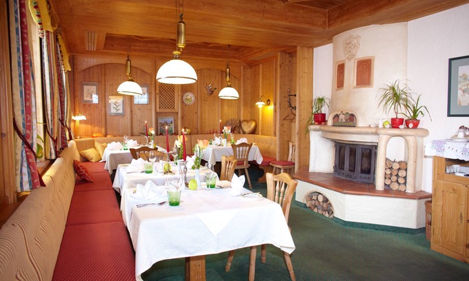 Emmersdorf an der Donau Hotel | Hotel Donauhof