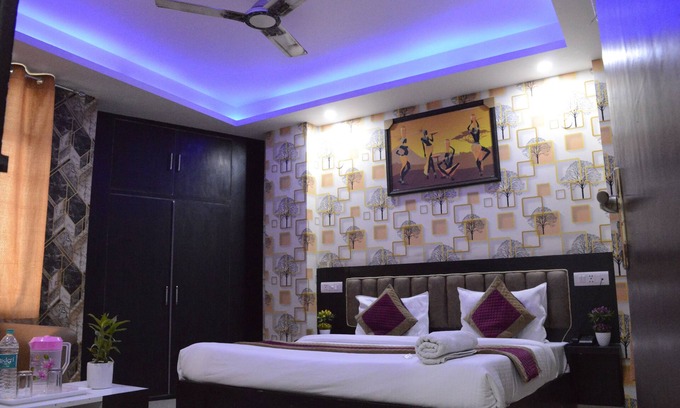 Mahipalpur Bed & Breakfast | HOTEL DV PLAZA INN NEAR DELHI AIRPORT