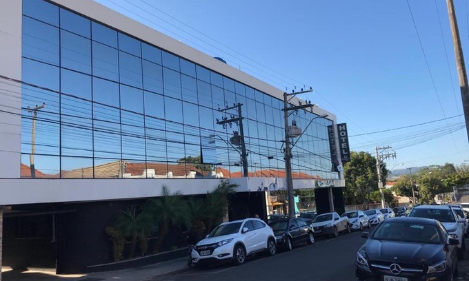 Jacarezinho Hotel | Hotel e Restaurante Canta Galo