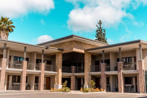 Tecate Hotel | Hotel El Dorado