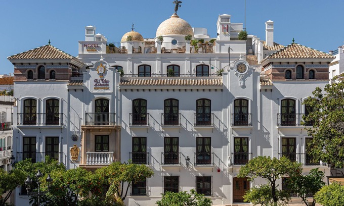 Historic Center of Estepona Hotel | Hotel El Pilar Andalucia