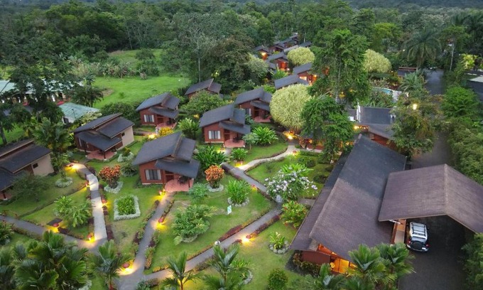 Arenal Hot Springs Hotel | Hotel El Silencio del Campo