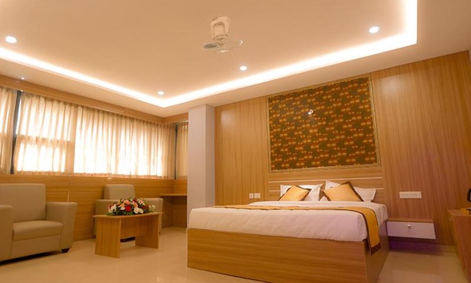 Kanhangad Hotel | Hotel Emirates