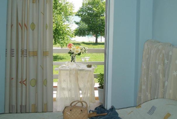 Livanates House | Hotel Florakis