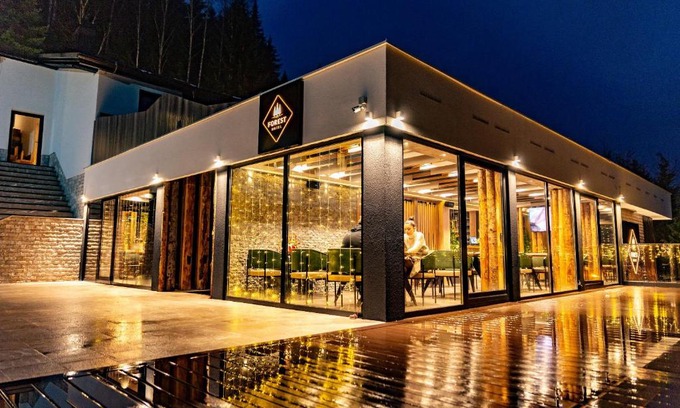 Pale Hotel | Hotel Forest