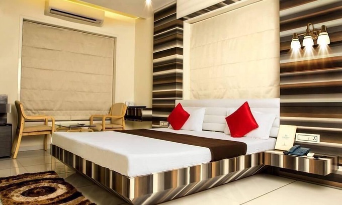 Navsari Hotel | Hotel Fun City