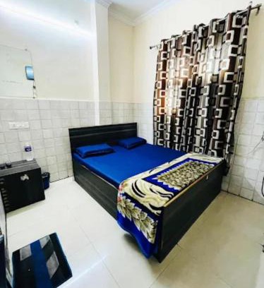 Charbagh Hotel | HOTEL G-S INN PREMIUM - Near Railway Station and Bus stand - A Top Rated Hotel