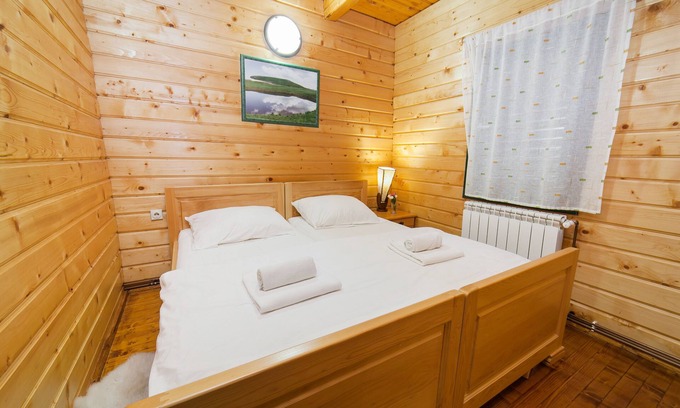 Mojkovac Hotel | Hotel Gacka - Two-Bedroom Cottage with Balcony
