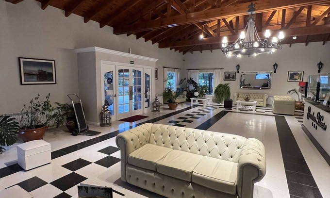 Rio Cuarto Hotel | Hotel Garden House