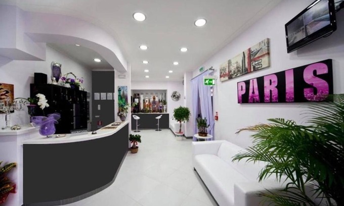 Qualiano Hotel | Hotel Glamour