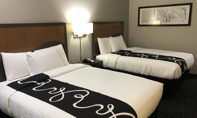 Jenks Hotel | Hotel Glenpool