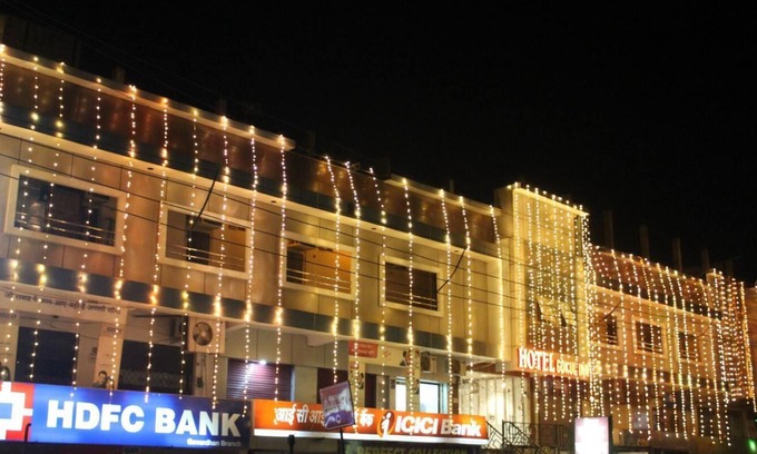 Govardhan Hotel | Hotel Gokul inn