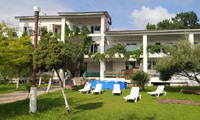 Poti Hotel | Hotel Golden-lake