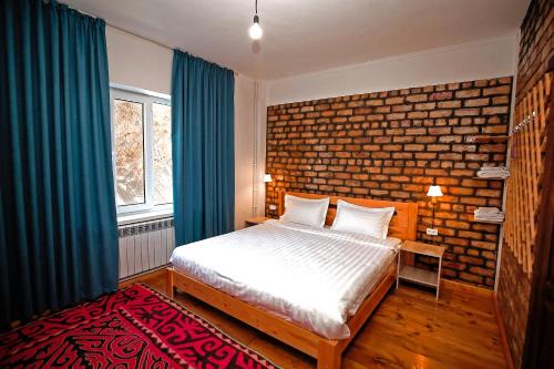 Jalal-Abad House | Hotel Good Night