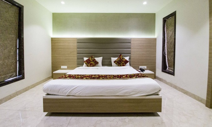 Igatpuri Hotel | Hotel Grand Parivaar