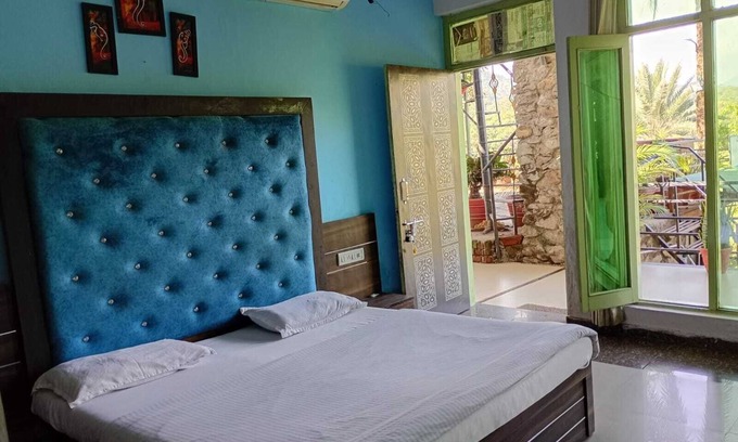 Mount Abu Resort | Hotel Grand Valley By Shri Hari Niwas