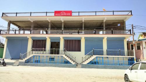 Barkot Hotel | Hotel Grand View