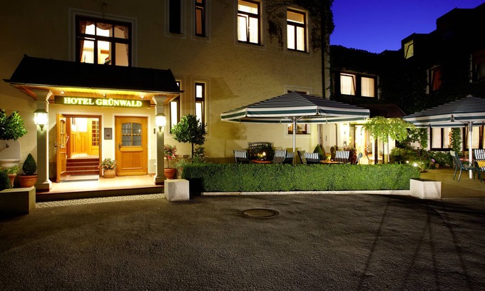Aubing Hotel | Hotel Gruenwald