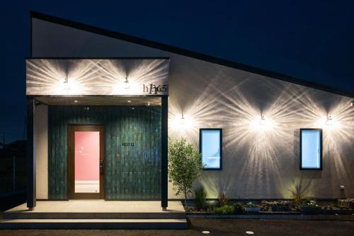 Yuki Villa | HOTEL h365