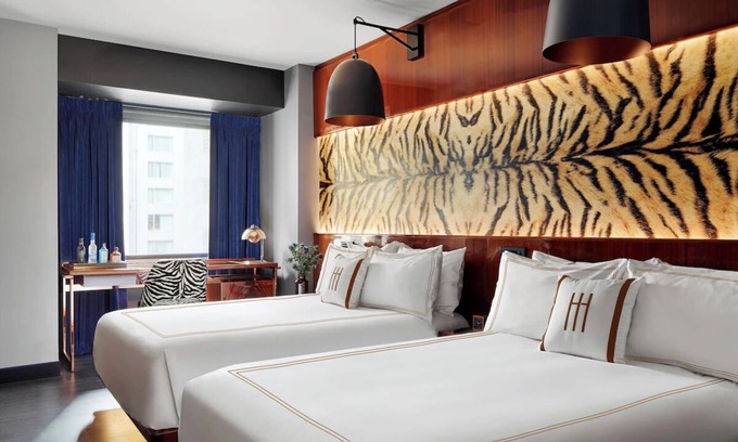 Midtown Hotel | Hotel Hendricks | Double Double | Iconic Views Near Times Square & Pet-friendly