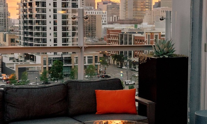 East Village Hotel | Hotel Indigo San Diego-Gaslamp Quarter by IHG