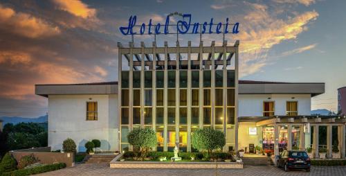 Polla Hotel | Hotel Insteia