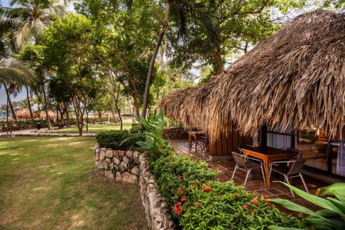Puebloviejo Hotel | Hotel Irotama Bungalows & Bohios