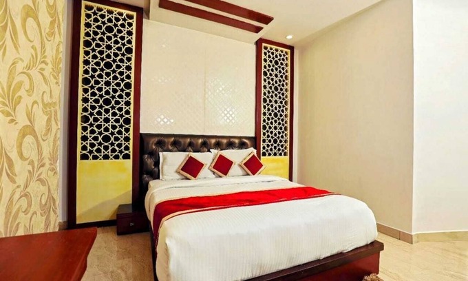 Dariyaganj Hotel | HOTEL ISHAAN RESIDENCY