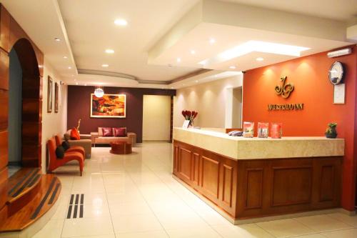 La Molina Hotel | HOTEL Javier Prado Inn
