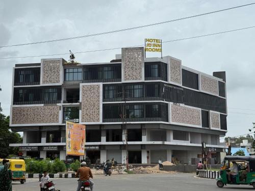 Khattalwada Hotel | Hotel JD Inn Petlad