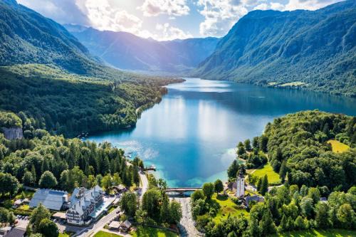 Ribcev Laz Hotel | Hotel Jezero