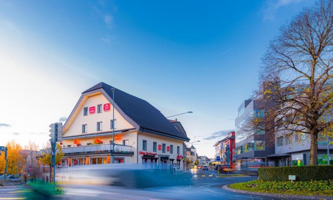 Hochdorf Hotel | Hotel JiuDing