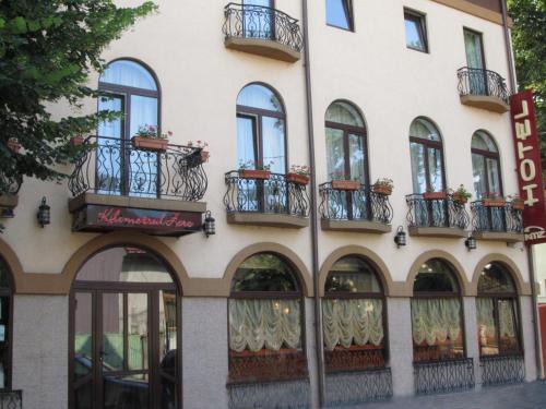 Dragasani Hotel | Hotel Kilometrul Zero