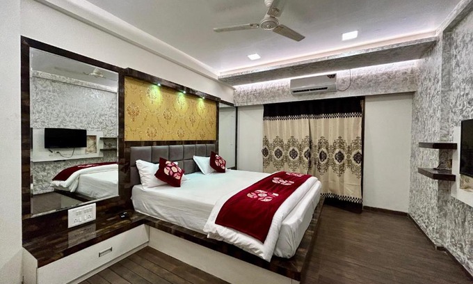 Satara Hotel | Hotel King Palace