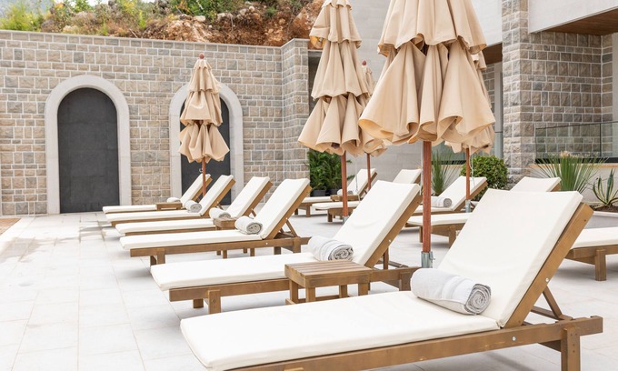 Przno Resort | Hotel kingStone Budva