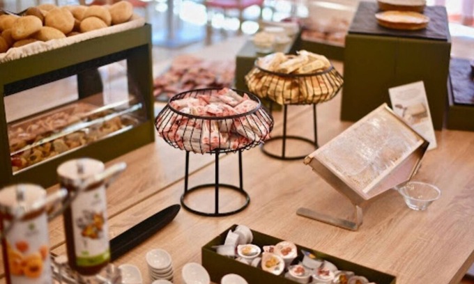 Cagnona Hotel | HOTEL KURSAAL 3 STARS Double room breakfast buffet included
