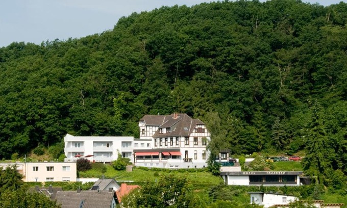 Bad Muenstereifel Hotel | Hotel Kurhaus Uhlenberg