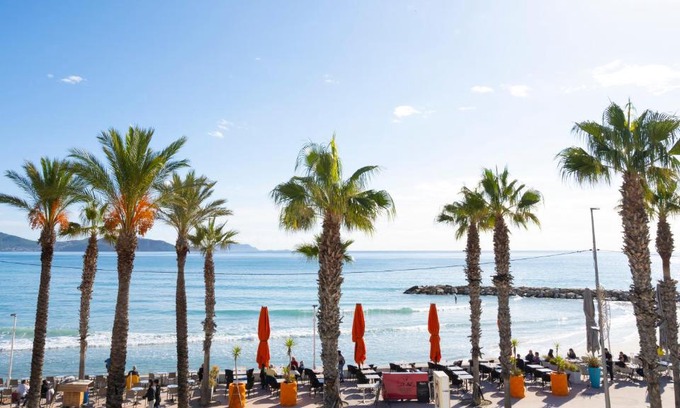 La Ciotat Apartment | Hotel La Ciotat - A deux pas de l'eau