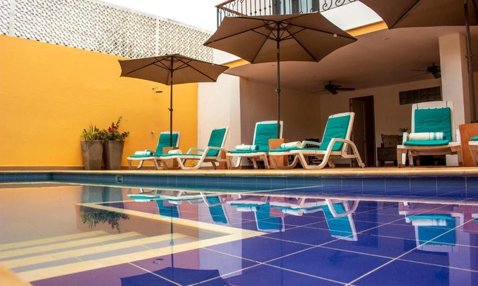Santa Cruz de Mompox Hotel | Hotel La Gloria