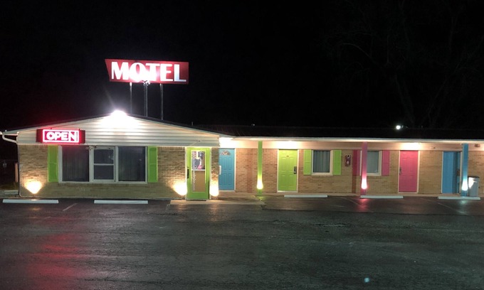 Knob Noster House | HOTEL LACIS COUNTRY INN